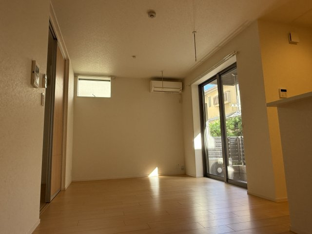 レガーロＷｅｓｔの居間・リビング