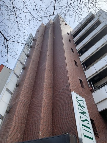 28山京ビルの外観