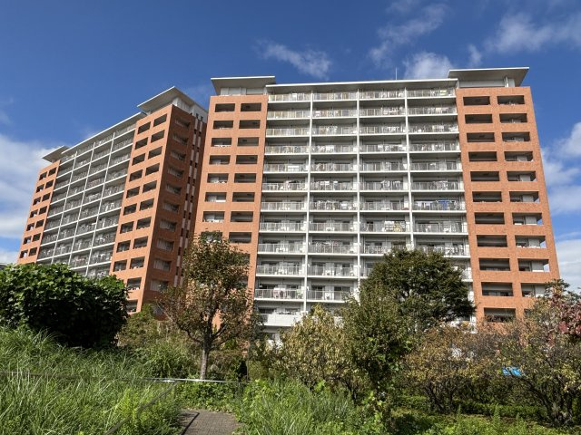 グランスイート南大沢　13階部分で陽当たり、通風、眺望良好です。の画像