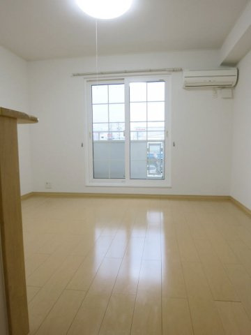 リュミエール井田西の居間・リビング