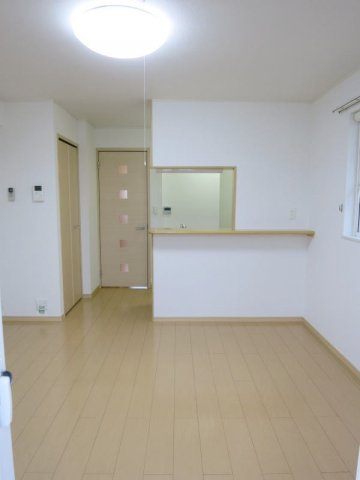 リュミエール井田西の居間・リビング