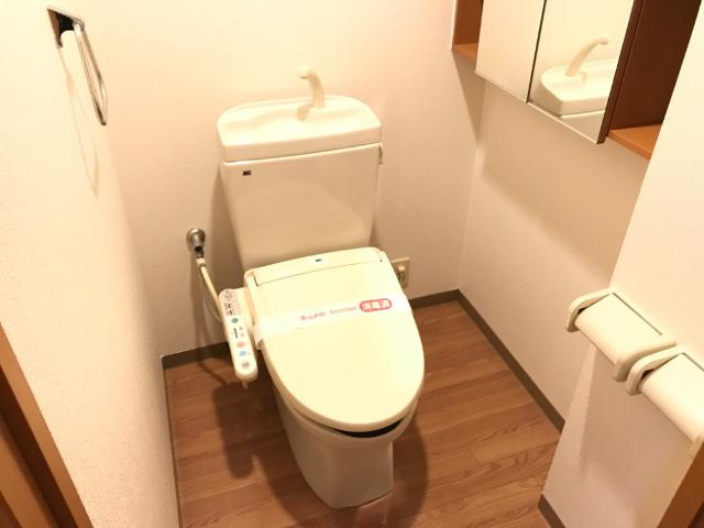 ガーデンハーツのトイレ|シャワー付トイレ