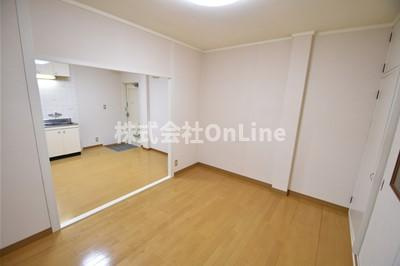 【寝室】 | ハピネス加美