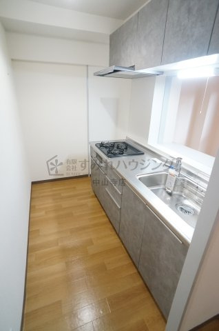 REIWA宝塚のキッチン|参考、同建物・反転間取りの号室