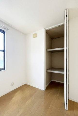 シャーメゾン城南の収納