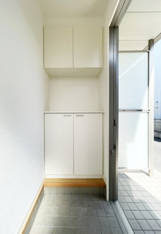 シャーメゾン城南の玄関