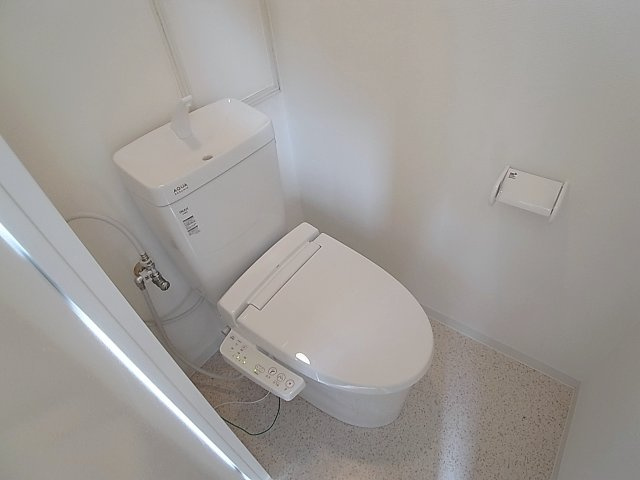 BELL TREE平和台のトイレ|温水洗浄便座付きのトイレ