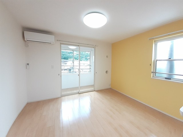 ルーチェ・デル・ソレⅠの居間・リビング|居室・リビング