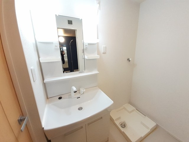 ルーチェ・デル・ソレⅠの洗面所|洗面所