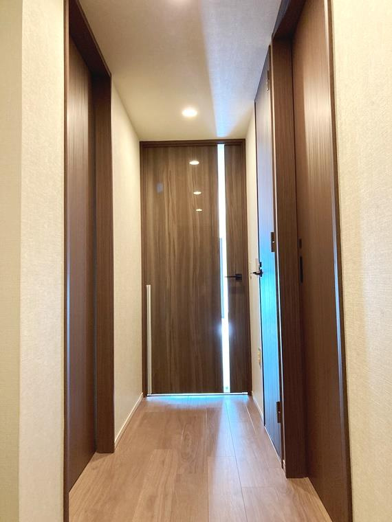 プラウド練馬光が丘公園の玄関