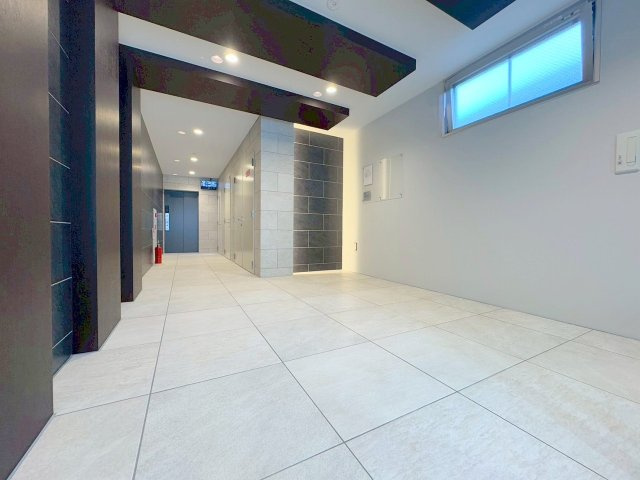 アーバンパーク新大阪のロビー