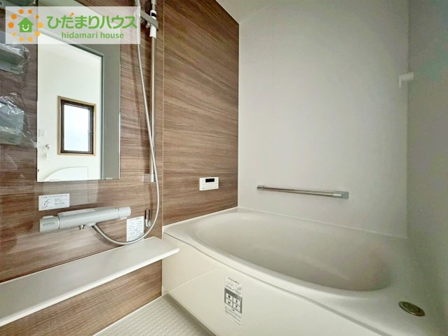 日立市金沢町6丁目　中古戸建の浴室|浴室には手すりが付いているので、ご年配の方にも安心です☆彡