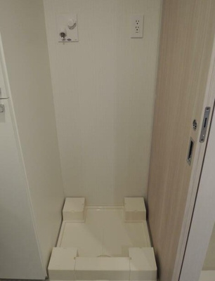 【設備】 | デュオステージ鷺ノ宮 | 室内洗濯機置き場。