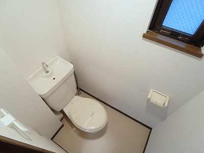 【トイレ】 | 近畿荘 | トイレに窓付きです