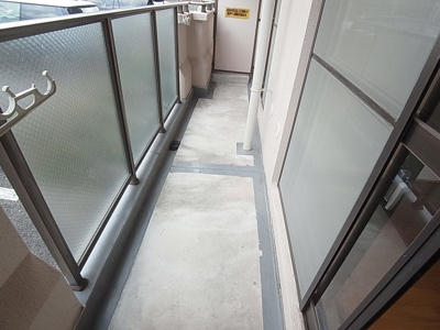 【バルコニー】 | 近畿荘 | 日当たりの良い明るいバルコニー