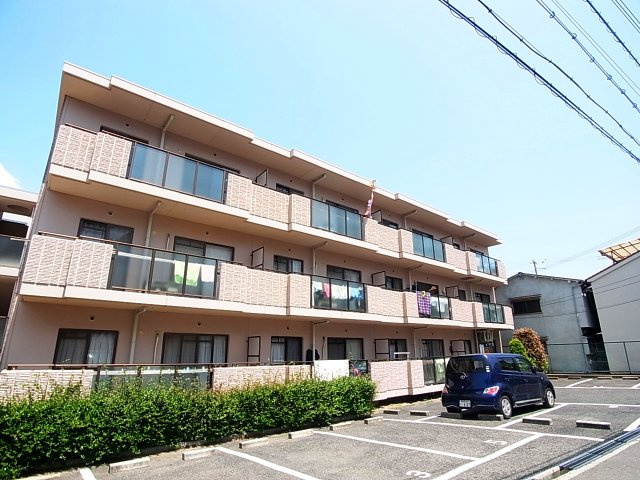 近畿荘の外観|神戸駅まで徒歩圏内の綺麗なマンション