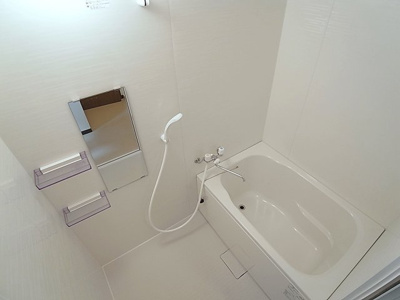 【浴室】 | 近畿荘 | 入れ替え済のバスルーム