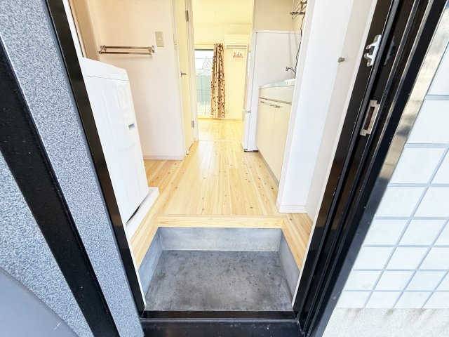 コーネリアの玄関