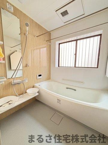 恒久南３丁目　中古戸建の浴室