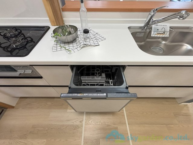 平塚市めぐみが丘　中古戸建のキッチン