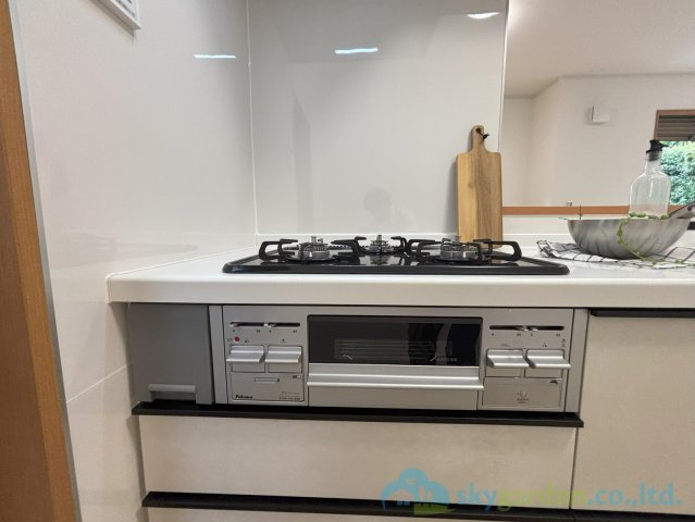 平塚市めぐみが丘　中古戸建のキッチン