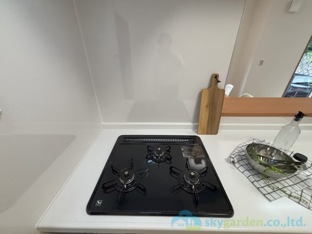 平塚市めぐみが丘　中古戸建のキッチン