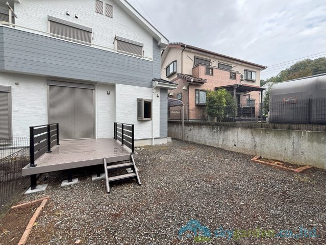 平塚市めぐみが丘　中古戸建の庭