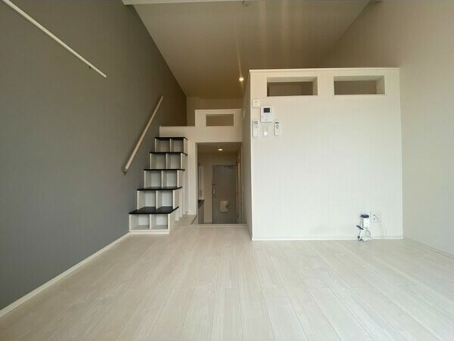 レ・ブルーの居間・リビング