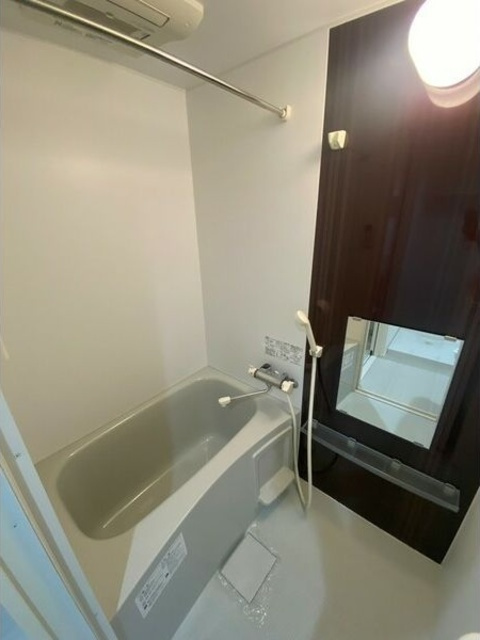 レ・ブルーの浴室