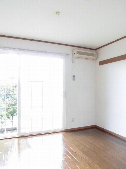 ヒルテラス　ウエストの居間・リビング|居室・リビング