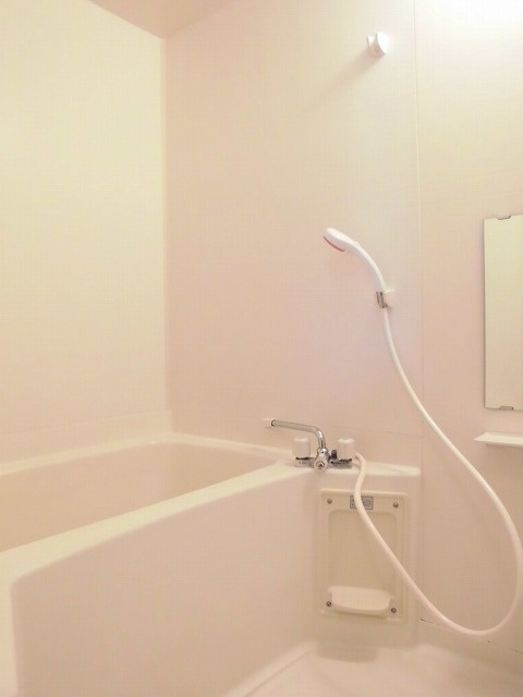 ヒルテラス　ウエストの浴室|バス