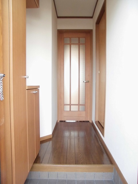 ヒルテラス　ウエストの玄関|玄関