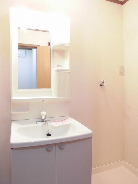 ヒルテラス　ウエストの洗面所|洗面所