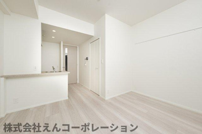 【居間・リビング】 | エンクレスト博多PARKSIDE | 画像の反転タイプになります。