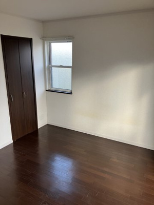 【洋室】 | ピーチフォレスト