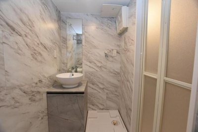 【シャワールーム】 | コートヤード表参道 |  