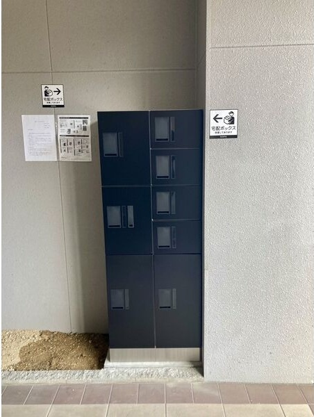 グランソレイユのエントランス