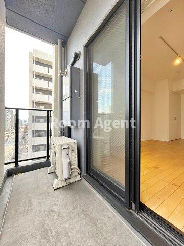 ＣＯＺＹ阿由知通のバルコニー