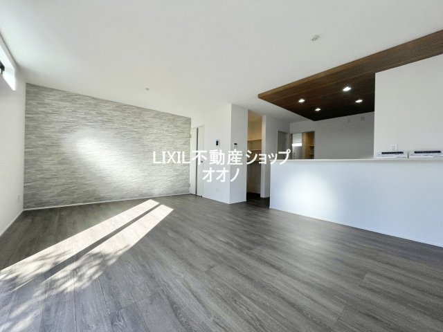 【居間・リビング】 | 羽生市加羽ケ崎　新築一戸建　全2棟　2号棟