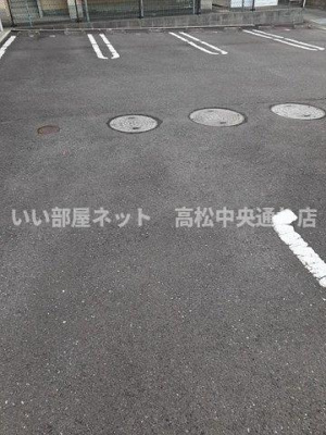 【駐車場】 | ポライトリーＲ