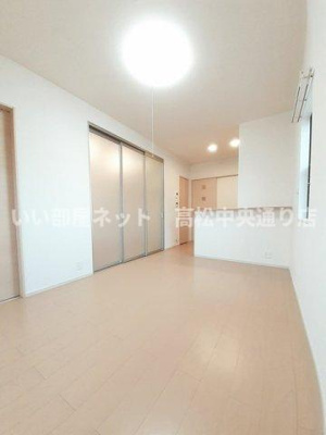 【内装】 | ポライトリーＲ