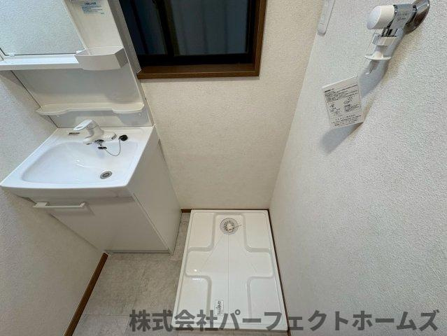 津田東町3丁目中古戸建のランドリースペース