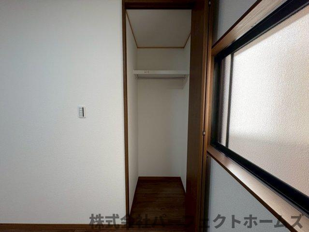 津田東町3丁目中古戸建の収納|大きなスペースがあり、収納には困りません