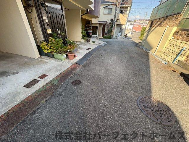 津田東町3丁目中古戸建の前面道路含む現地写真|前面道路含む現地写真です