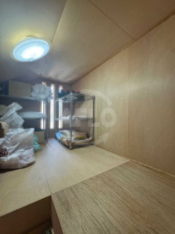 豊中市螢池東町１丁目戸建ての収納|2F洋室　屋根裏収納