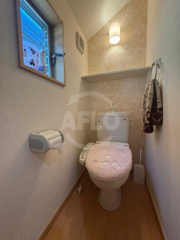 豊中市螢池東町１丁目戸建てのトイレ|2Fトイレ　クリーニング後の引き渡しとなります。