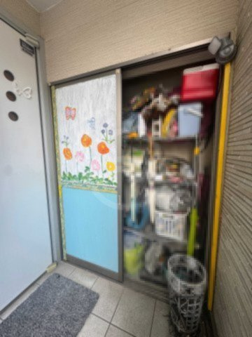 豊中市螢池東町１丁目戸建てのその他|玄関外　物置　クリーニング後の引き渡しとなります。