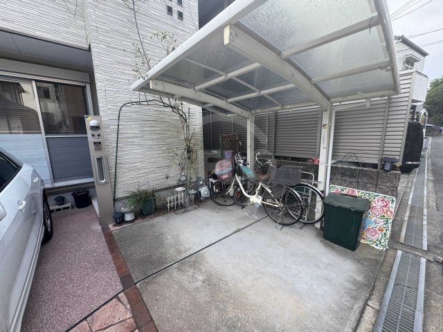 豊中市螢池東町１丁目戸建てのその他|駐輪スペース
