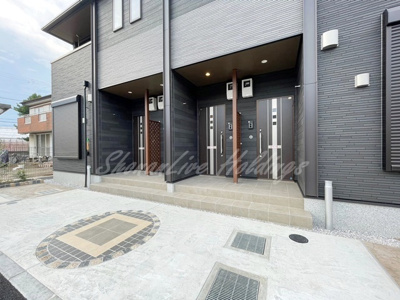 【エントランス】 | フロイエⅡ | 広々エントランス♪

※同施工別建物