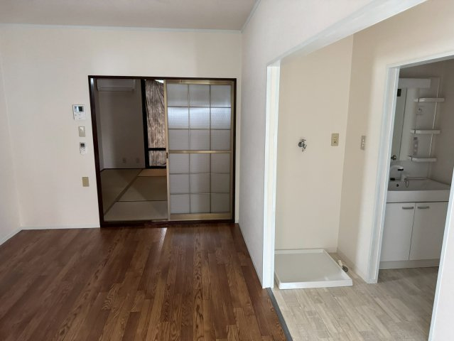 熊本市中央区　一棟アパートの玄関